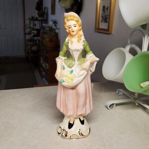 Vtg Sutton's Creation Japan Porcelain Woman Figurine